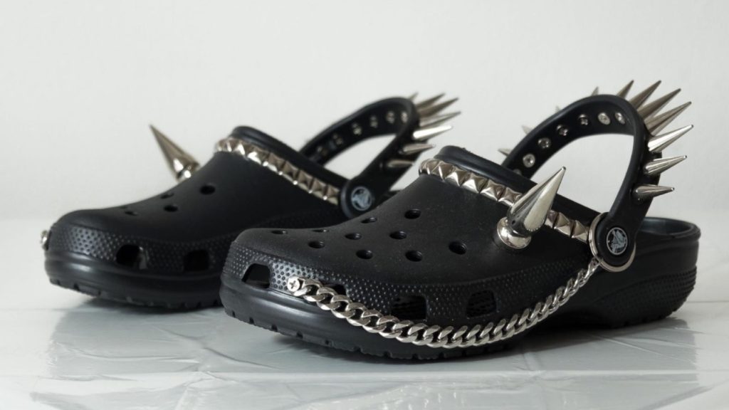 punk-rock-crocs-are-real-and-totally-dadass