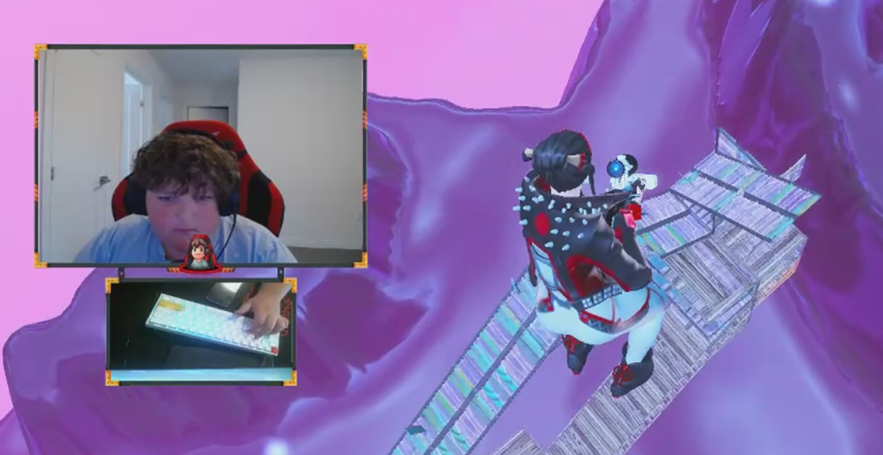 13 Yr Old Livestreams Fortnite To Fundraise For Dad S Cancer Treatment - bunny suit roblox twitch