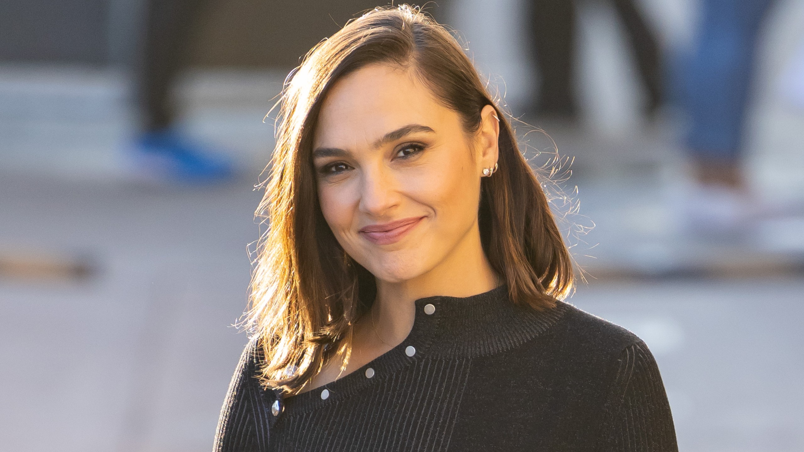 Gal Gadot to Play Evil Queen In Disney's Live-Action 'Snow White